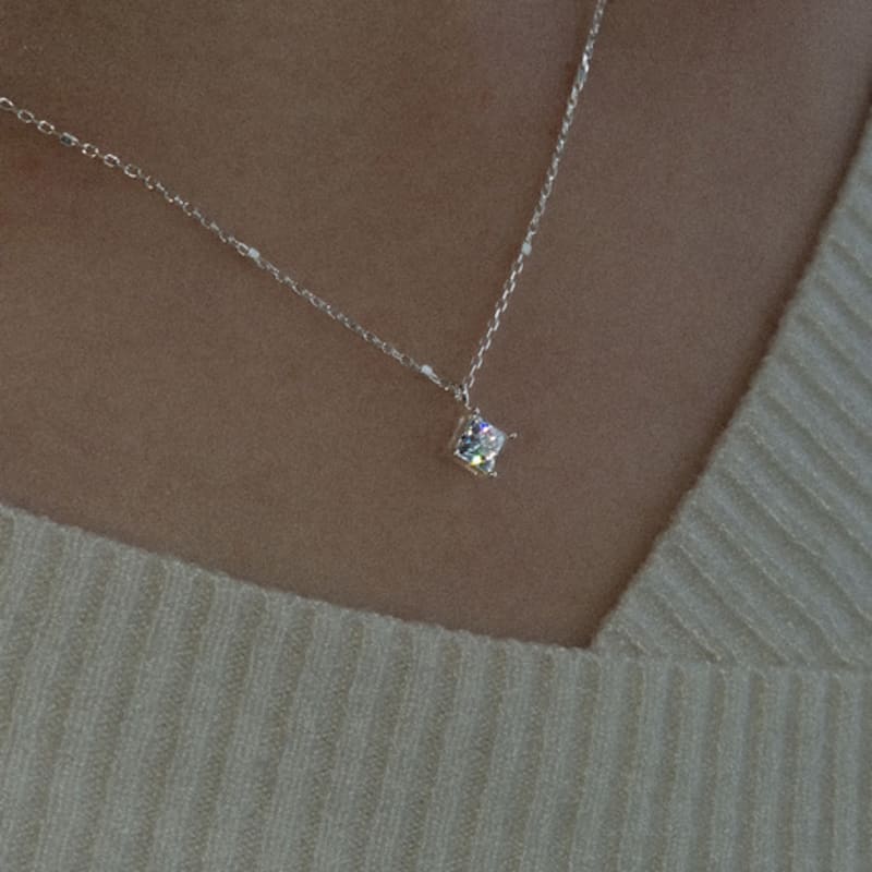 Atelier Darin Square Moissanite Necklace