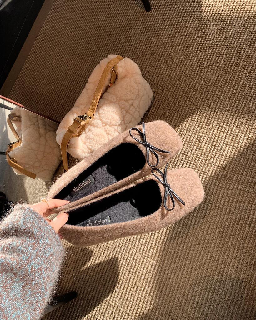 Wool version~ Grape mother has the same versatile autumn and winter bow woolen plush warm shallow mouth ballet single shoes for women