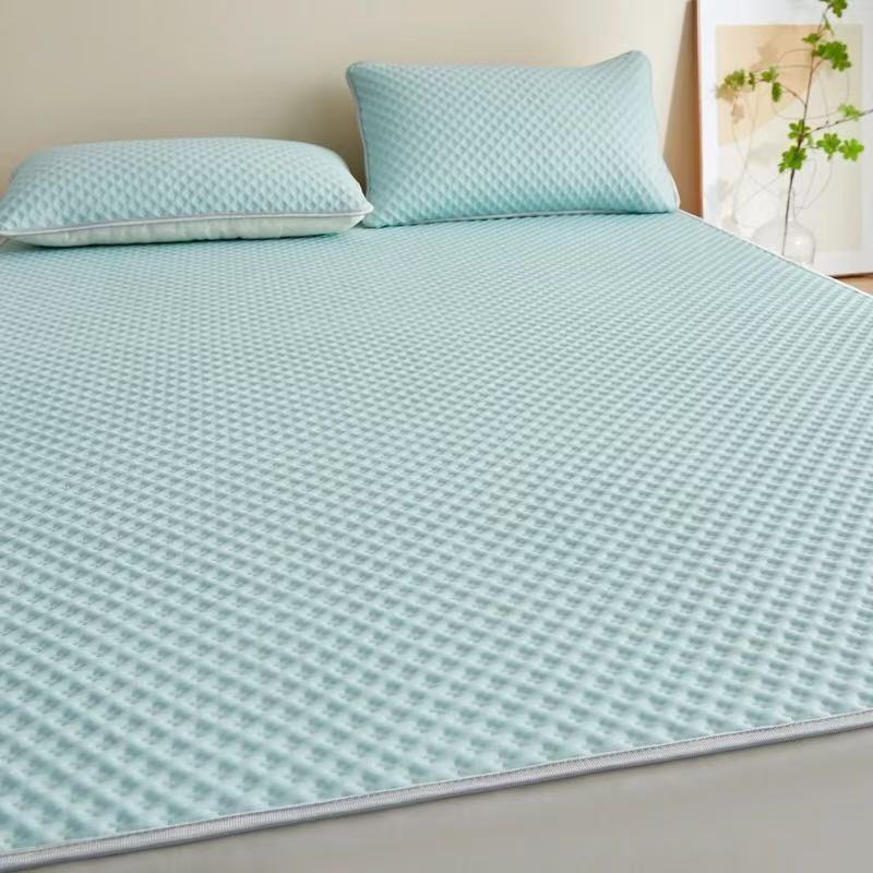 Ice Silk Cooling Mat, Bean Dot Breathable Summer Bed Sheet Style Cooling Mattress for Dorm Home