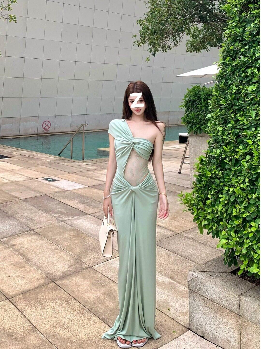 Kink slanted shoulder dress women s summer babes sexy skirt design sense lace splicing temperament hip-wrapped dress S