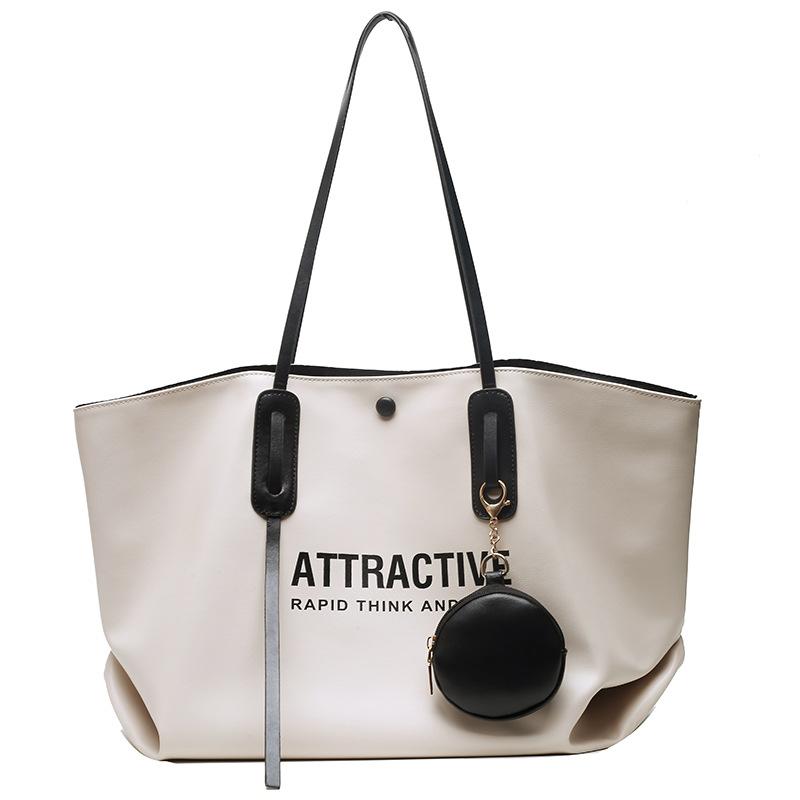 

Versatile commuter extra-large bag women s 2025 new fashion college student class bag large-capacity casual shoulder bag