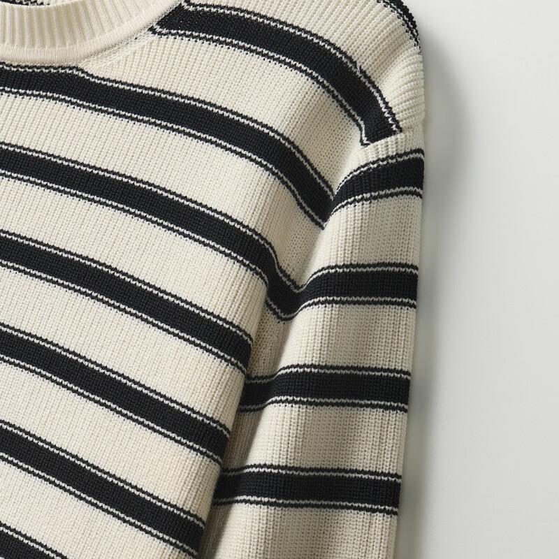 broadcast Women's Lightweight Fall Crew Neck Sweater