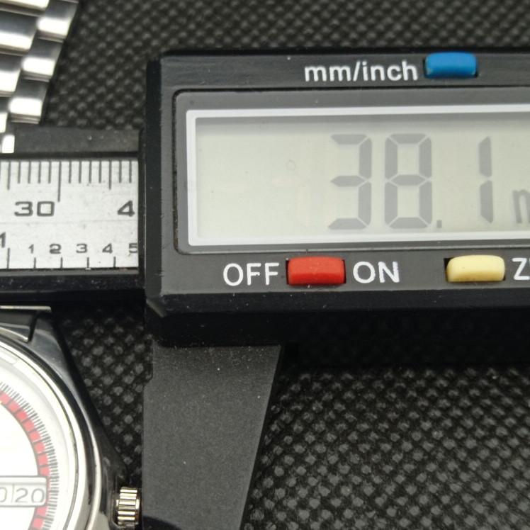 POUŽITÉ VINTAGE SEIKO 5 AUTOMATIC 7S26A JAPONSKO PÁNSKÉ BÍLÉ HODINKY 621b-a413551-2 SKU621b-a413551