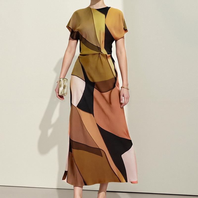 

Новый весенний стиль Стильный и элегантный стиль Геометрический узор Приталенное платье S