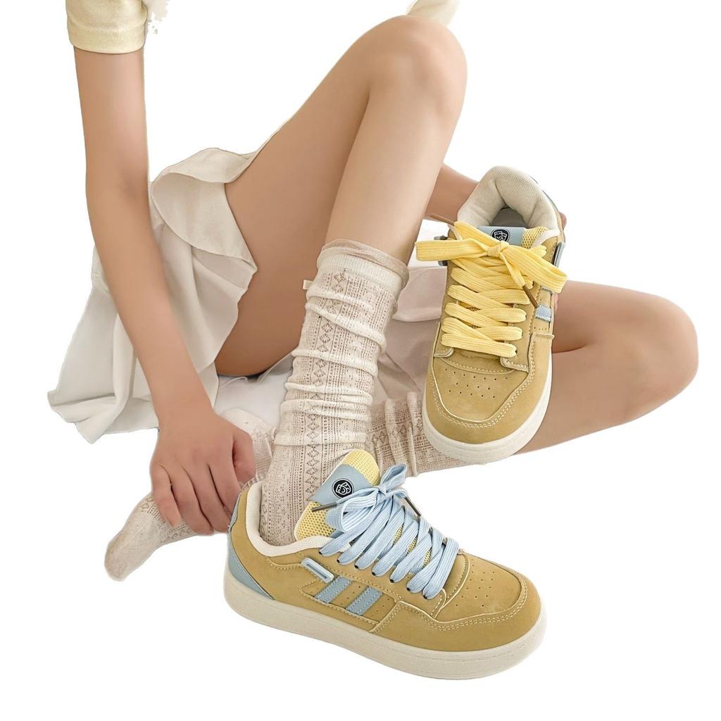 Niche Design Sense Thick-soled Women's Early Spring New Versatile Casual Breadboard Shoes
