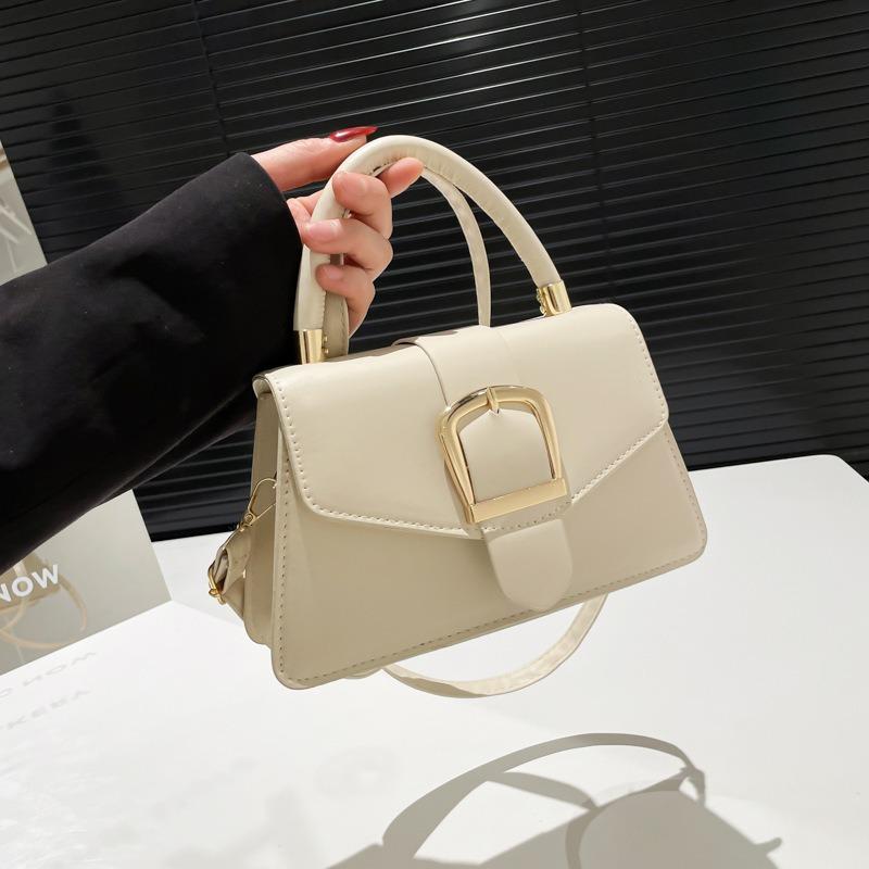 Portable small square bag fashionable and beautiful spring new light luxury simple niche design retro shoulder messenger bag