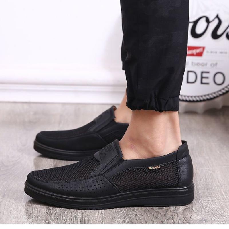 New Men's Summer Shoes Breathable Mesh Non Slip Classic Cloth Casual Dad Shoes Sandals