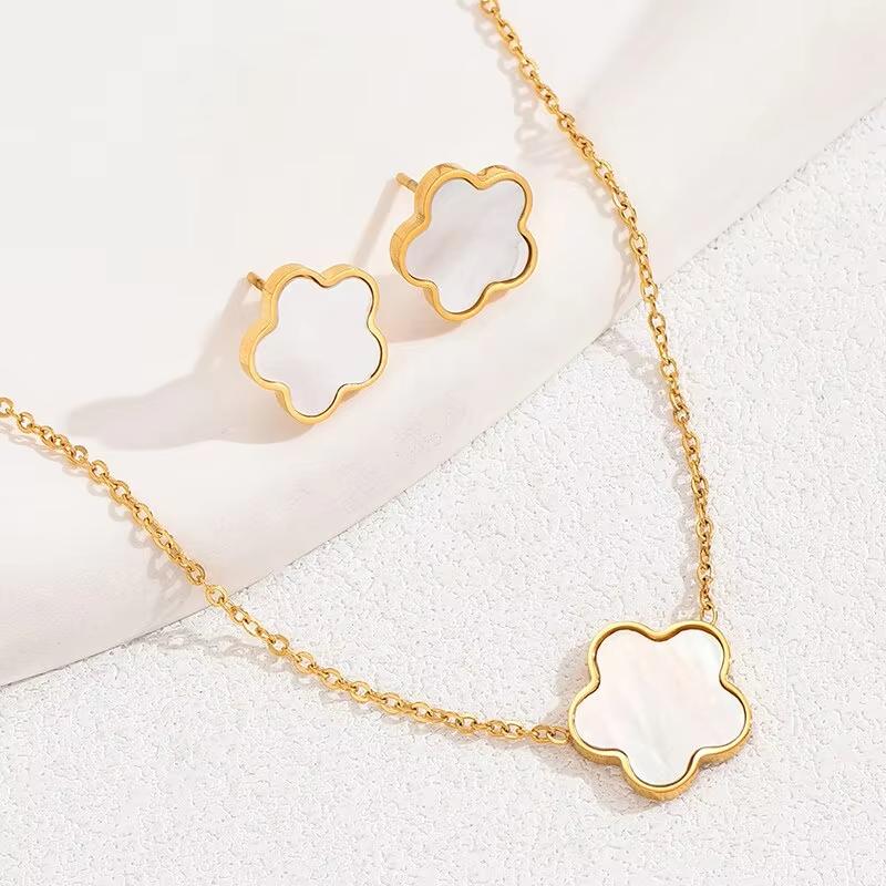 Conjunto de Joyería Minimalista de Trébol de Cuatro Hojas para Mujer Chapado en Oro Esmalte Negro/Blanco Madre Perla Conjunto de Collar y Pendientes