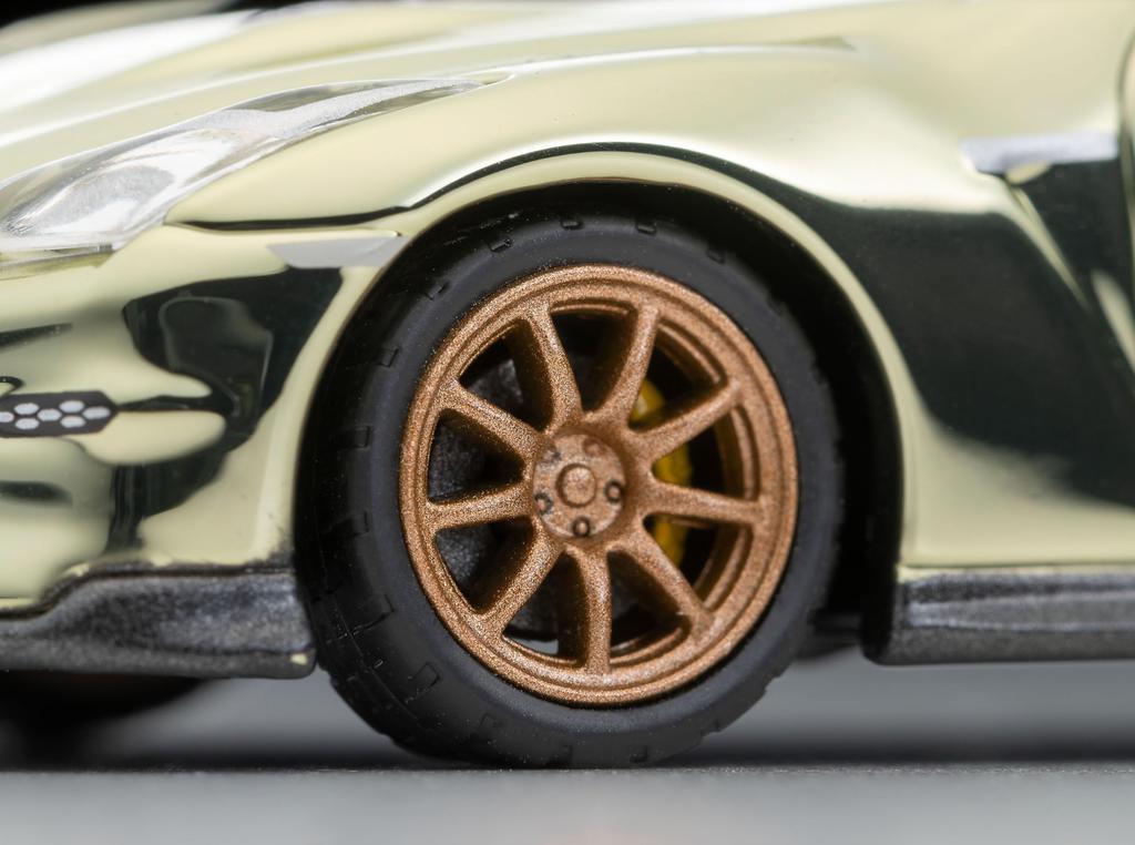 TOMYTEC Tomica Limited Vintage Neo NISSAN Premium Edition 2024 Finished Commemorative Item for 10 Million TLV Shipments 1/64 LV-N GT-R T-spec Model,