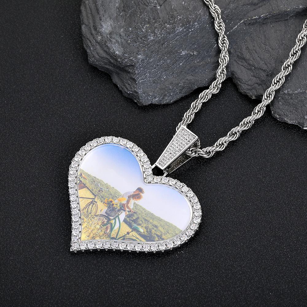 Personalized Men's Heart Pendant: European & American Hip Hop Necklace with Zircon-Embellished Photo Frame