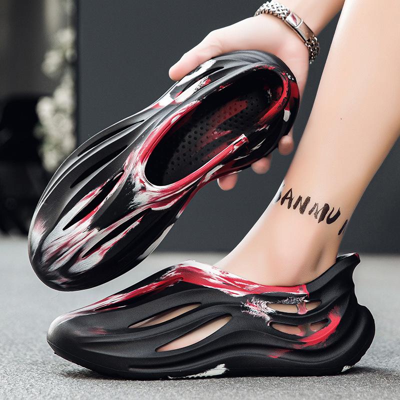 Summer Foreign Trade Breathable Camouflage Coconut Hole Shoes Men's Beach Shoes Wear Bag Head Cover Feet Cool Slippers Tide