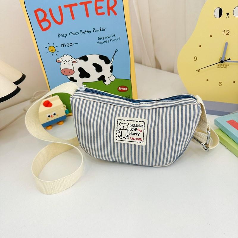 Cartoon Shoulder Bear Bag For Kids Durable And Lightweight Nylon Daily Use