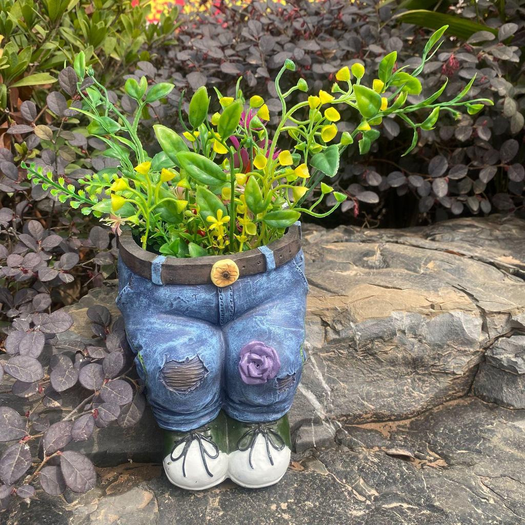 Garden Art Resin Flower Pots: Courtyard Decoration Sculpture