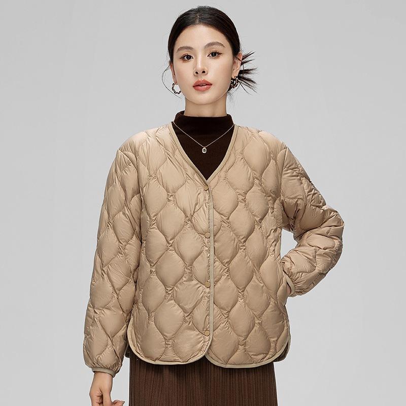 Light and Thin Rhombus Down Jacket Women's Autumn and Winter New Short Models, Light and Loose Outer Wear, Inner Tank Plaid Jacket