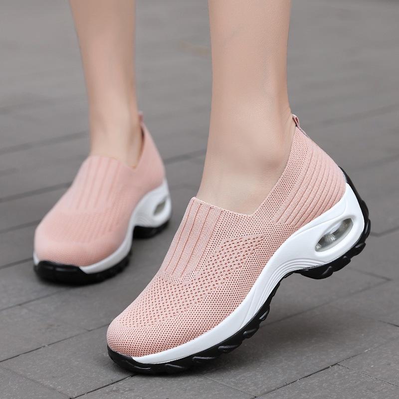 2025 new walking mother shoes breathable foot cover mesh sports shoes casual thick sole heightening rocking shoes