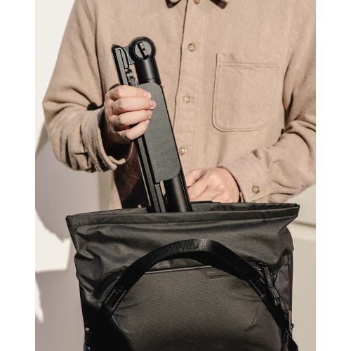 KraftGeek Kapslový hudební stojan | Lehký a kompaktní | Nastavitelná výška 73-167 cm | Skládací a přenosný | Pro hudebníky a instrumentalisty | V