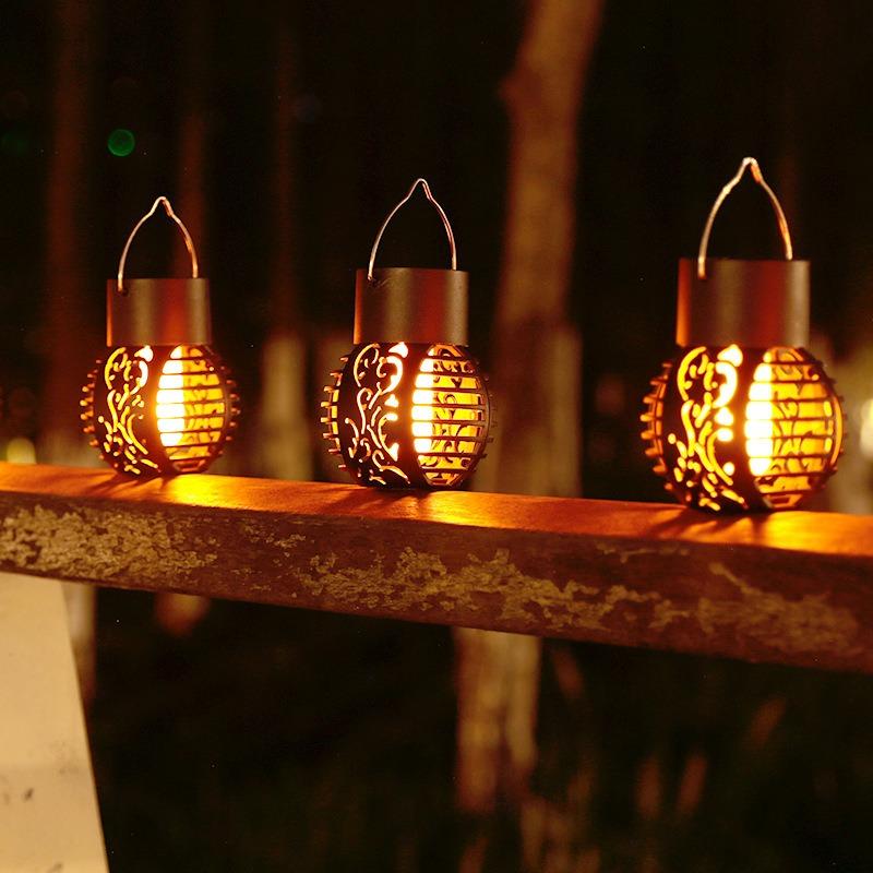 Solar Flame Small Hanging Ball Outdoor Waterproof Wall Lamp for Christmas Decoration