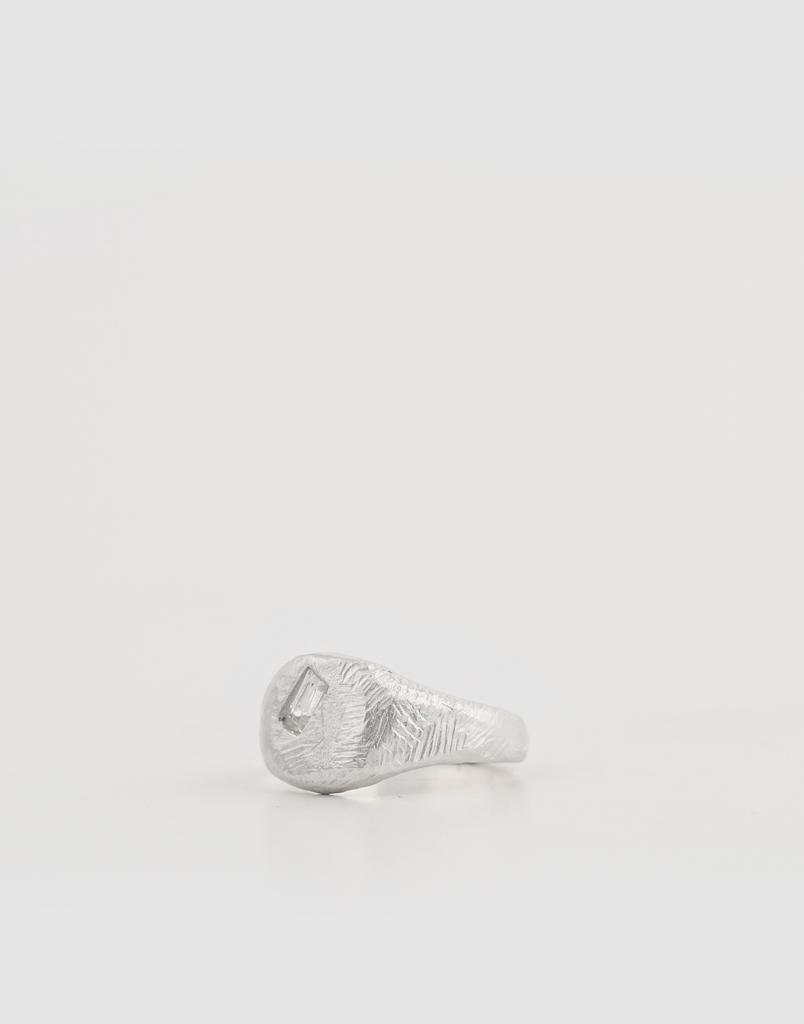 Sylk Crystal Signet Ring