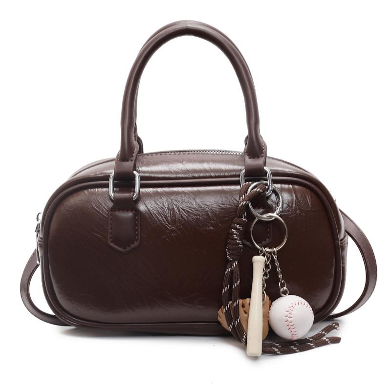 

Нишевая ретро маленькая сумка женская весенняя новая модная сумка подмышку модная текстурная сумка на плечо with pendant темно-коричневого