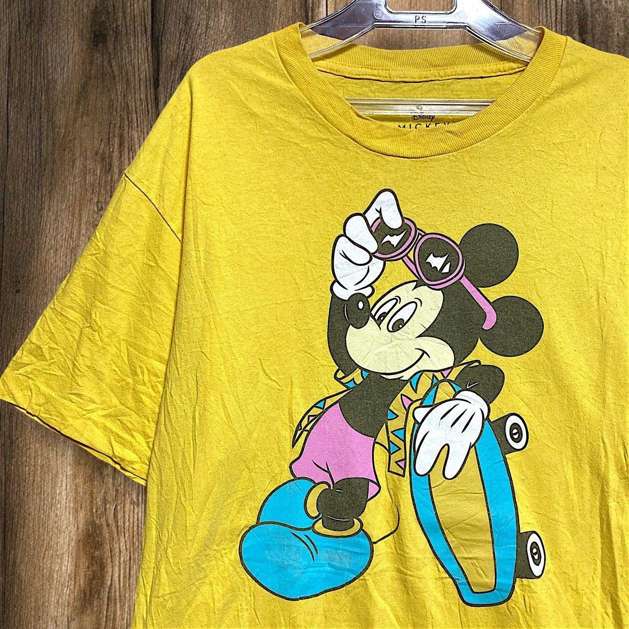 Used Character T-shirt Mickey Mouse Surf Holiday Sunglasses Yellow S (equivalent to M in Japanese size) Size Vintage Used Vintage p20/