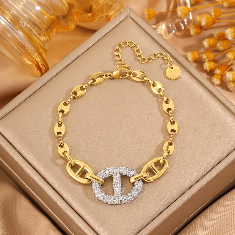 European and American fashion pig nose diamond , personalized trend full of diamonds, light luxury high-end stainless steel