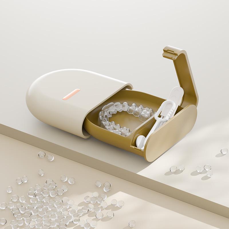 Portable Retainer and Denture Storage Box for Adults
