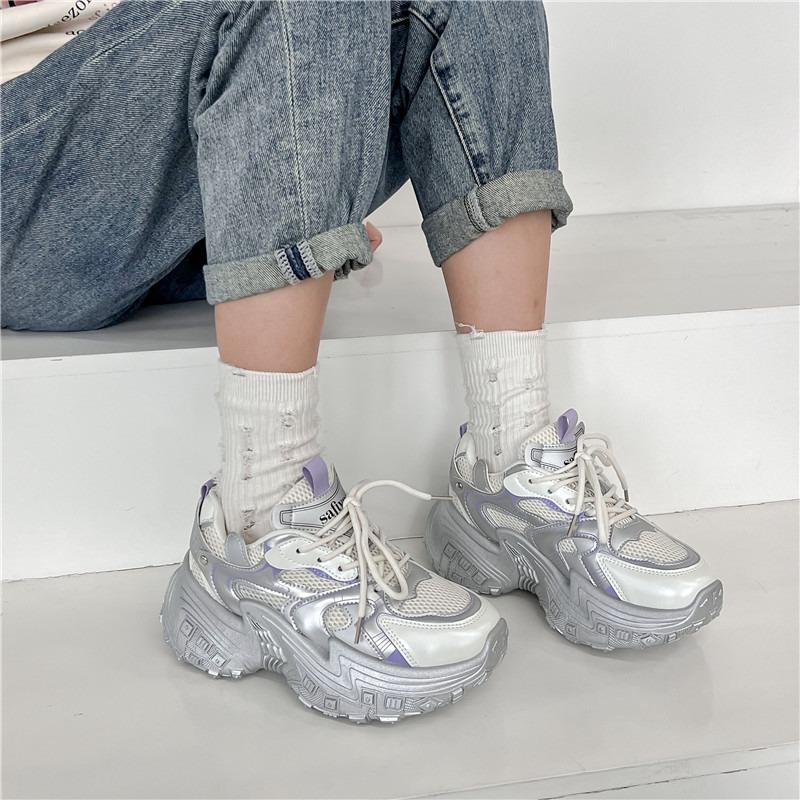 New Fashion High Quality Women Shoes Casual Breathable Women Shoes Thick-sole Ladies Running Sneakers Lace-up Casual Shoes