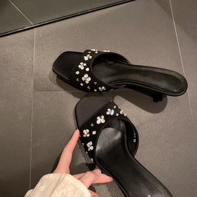 Fashion 2025 New French Square Head Kitten with Flip-flops Female Summer Wear Fairy Wind Line with High Heels Slippers