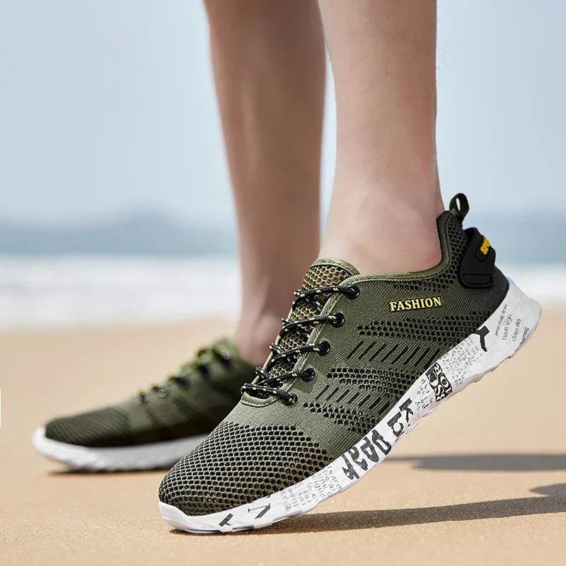 Men Aqua Footwear Breathable Trekking Wading Beach Quick Drying Water Shoes Outdoor Shoes Water Sneakers Men Running Sandals