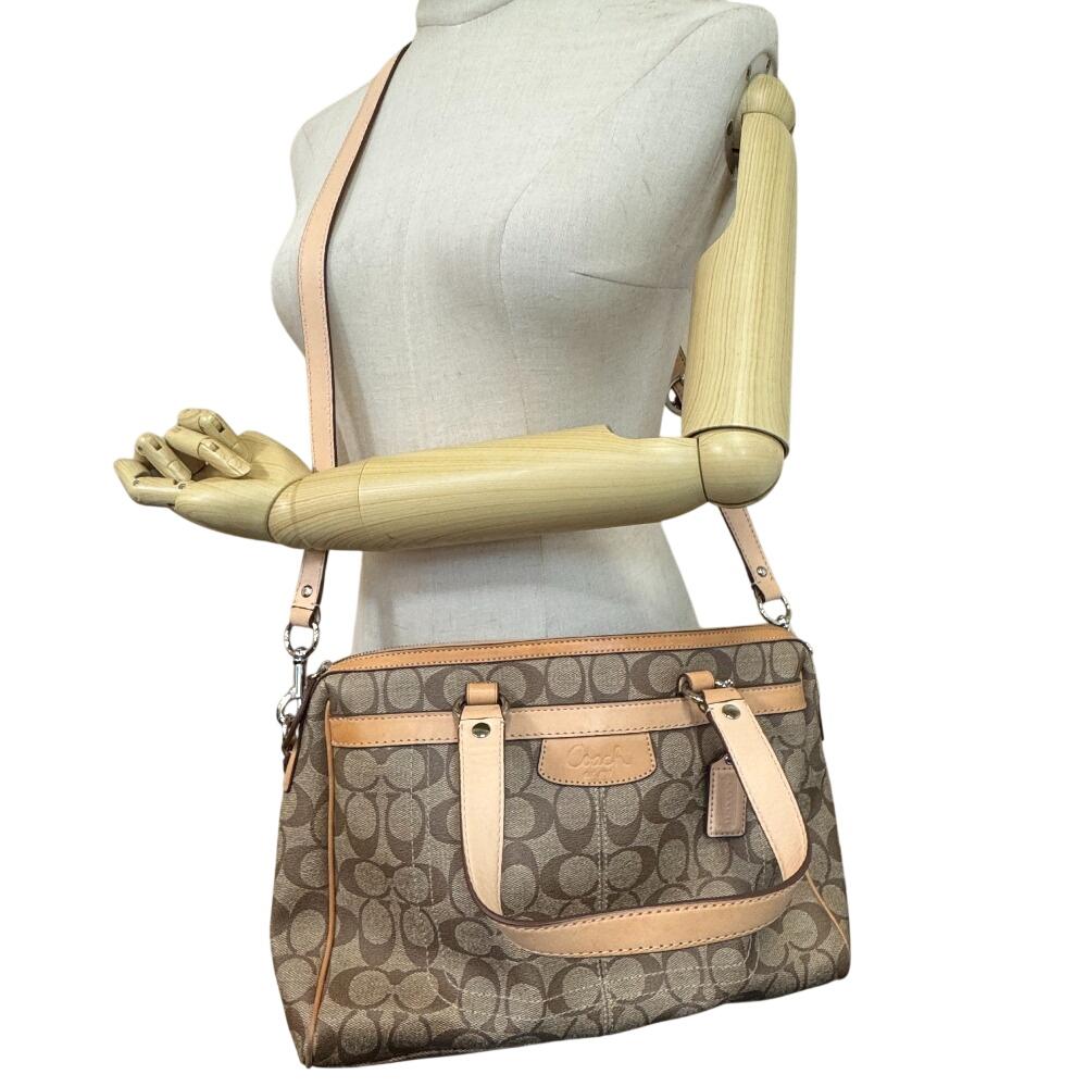 COACH 16119 2way Shoulder Shoulder Signature PVC coated canvas Handbag beige PVC coated canvas Women Used