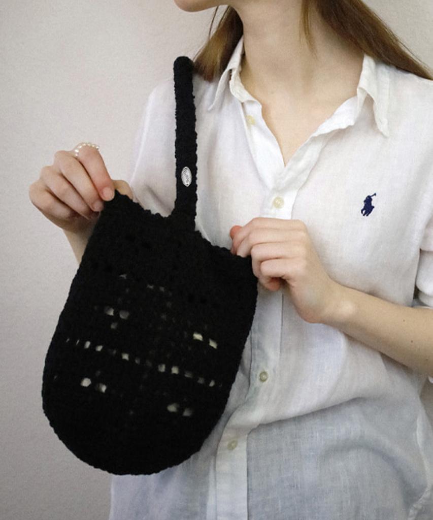 Slowslowly Lily Punching Handmade Crochet Bucket Bag _ Black