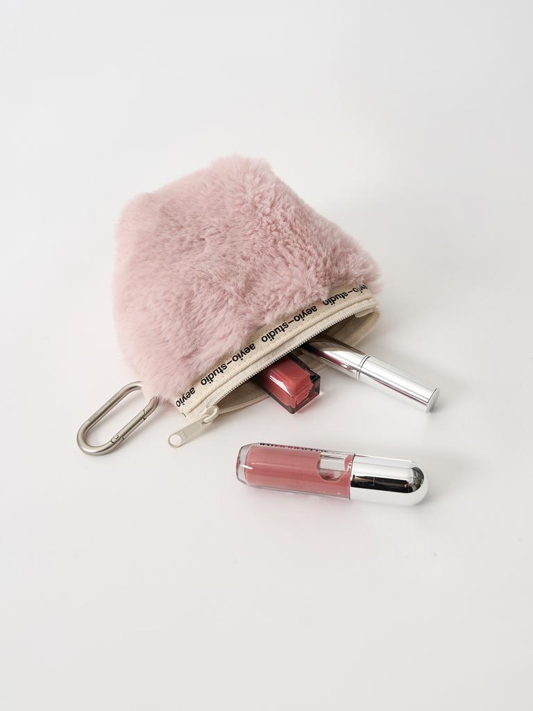 Aeyiostudio Mini Fur Logo Tee Pouch_Apo3211 (Baby Pink)