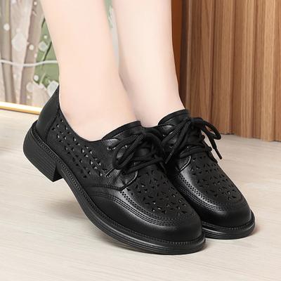 Spring Round Top Soft Leather Women'S Retro Hollow Lace Up Mother Shoes Soft Comfort Low Heel  Causal Single Shoe