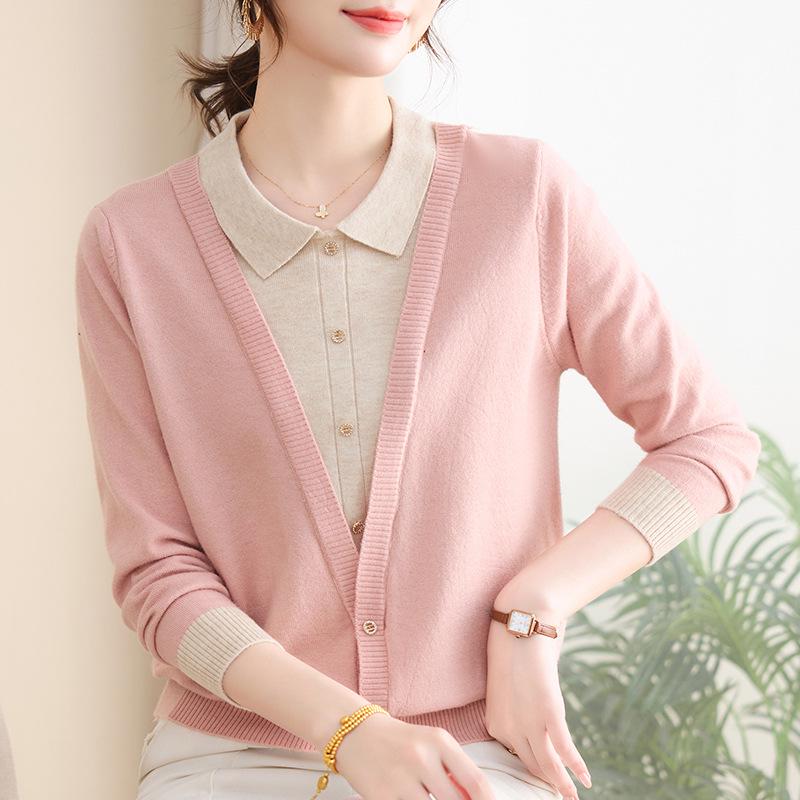 2025 Mom's Stylish Knitted Base Sweater for Middle-Aged Women - Autumn/Winter Two-Piece Look