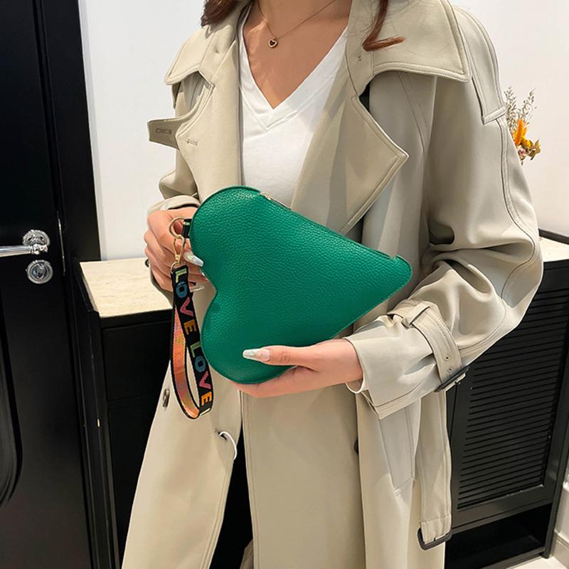 Fashion Heart-Shaped Mini Clutch for Women Candy Colored Coin Purse with Wristlet Stylish Zipper Card Holder & Key Pouch