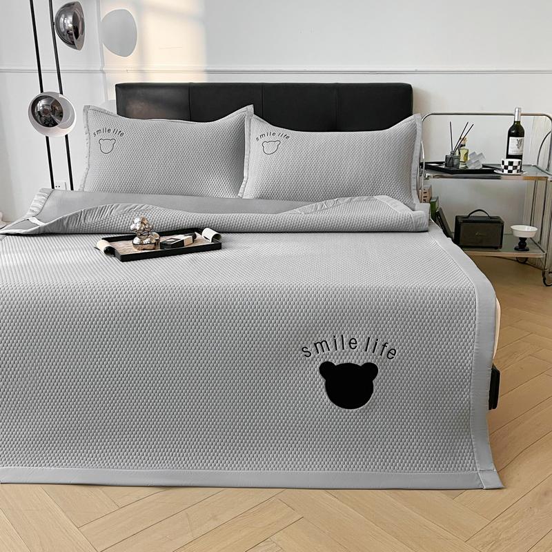 3PC Ice Silk Bean Mat Dormitory Air Conditioning Soft Mat 2024 Bed Dust Mat (two Pillowcases Included)