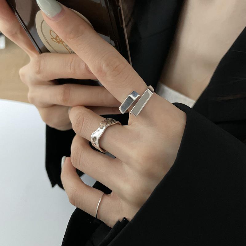 Su Chuang S925 Sterling Silver Geometric Wave Cross Square Ring for Women - Cool Niche Design for Index Finger.