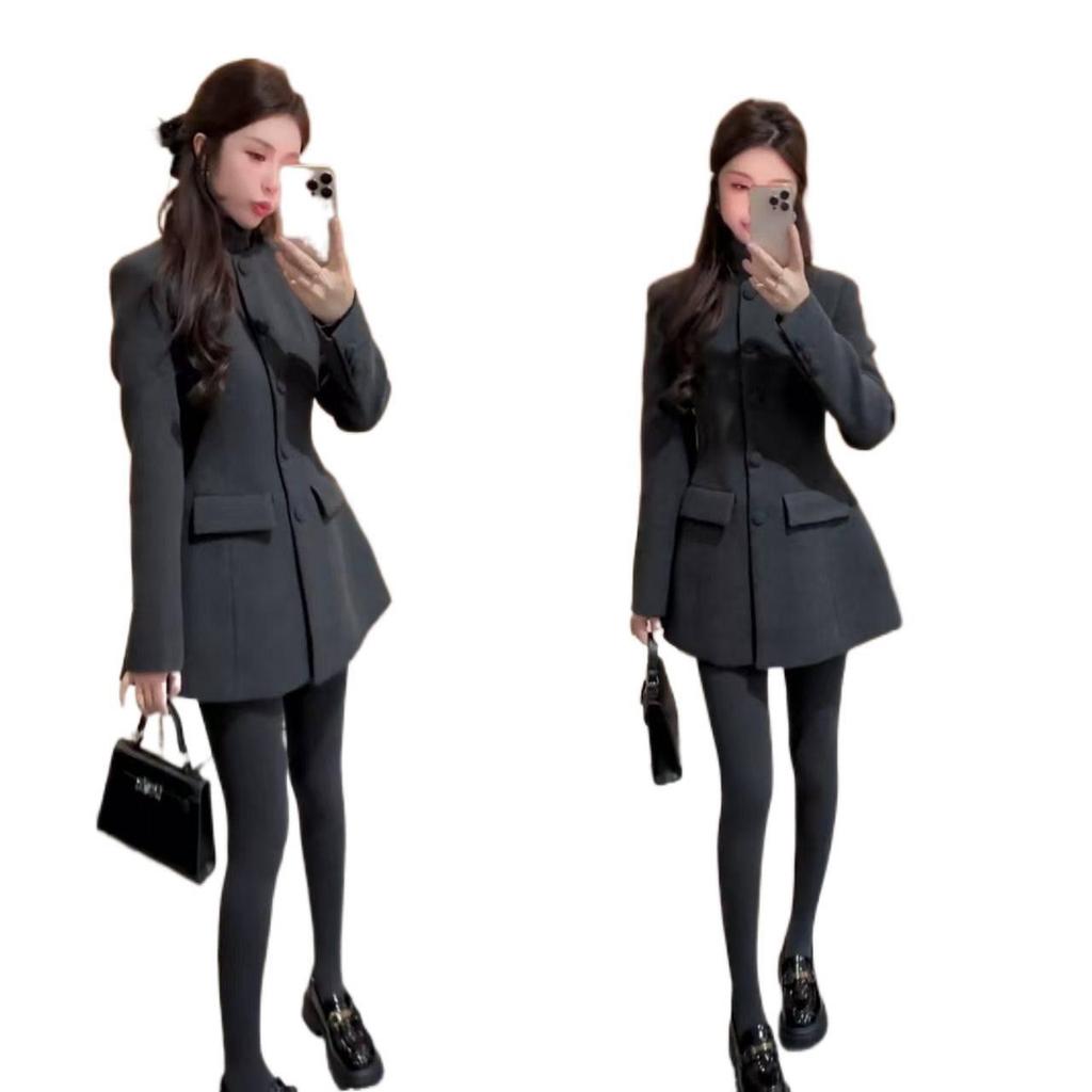 Completo Giacca Nera Stile Hepburn a Vita Stretta & Pantaloncini - Inverno 2026 Estetica Francese