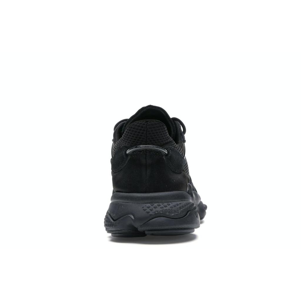 Adidas Ozweego Black Carbon Unisex Sneakers Core-Black EE6999