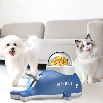 Interactive Dog Treat Dispenser Cats Puzzle Feeder Whale Design Fun Slow Feeding Pet Treat Dispenser Toy for Dogs And Cats Healthy Eating