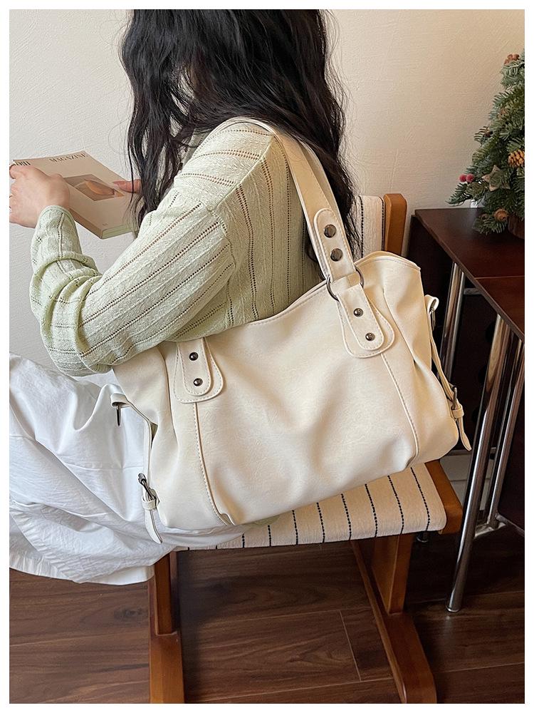 Stylish Large-Capacity Women's Tote: Versatile Solid Color Crossbody & Shoulder Bag