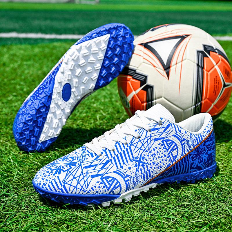 Foreign trade children's football shoes men's and women's sports football shoes broken nails primary school students indoor football game training sh