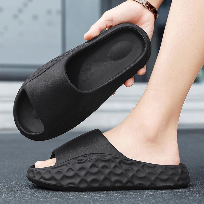 

Slippers men s summer indoor home bathroom wear non-slip thick-soled sandals go out to step on shit feeling sports beach sandals 45 чорний