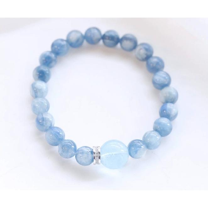 

Collector s grade blue crystal aquamarine natural crystal bracelet with an oil painting feel, a gift for a girlfriend Blue crystal stone design