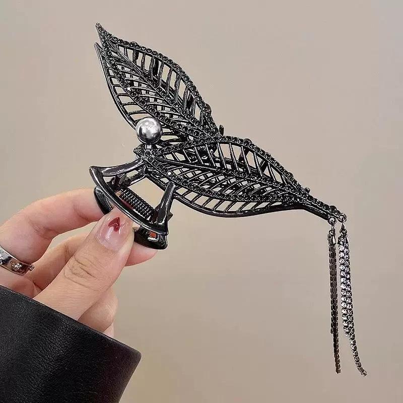 Alloy Womens Back-of-Head Grabber Large High-End Hair Claw Clip Summer 2026 Shark Clip Headpiece Japan and Korean Style