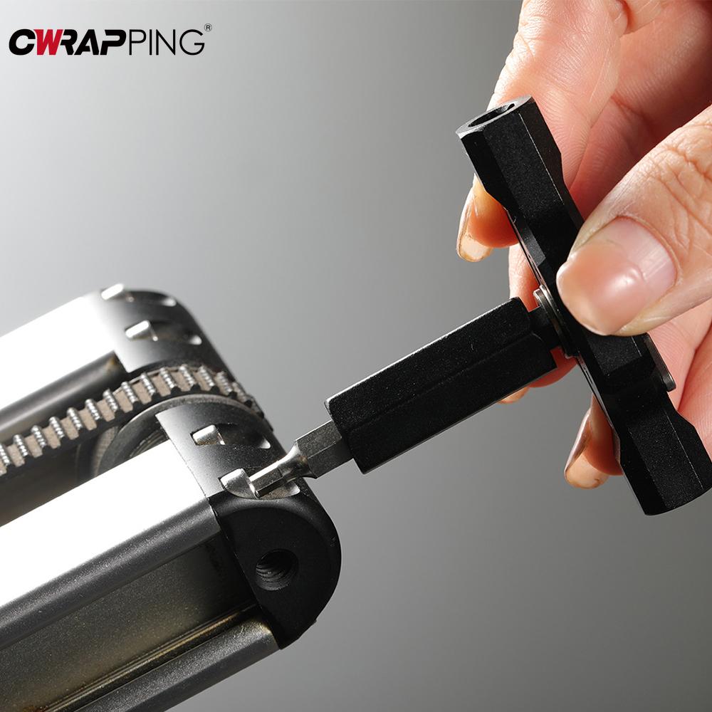 Motorcycle Multifunctional Ratchet Screwdriver 24-in-1 Set of Bicycle Manual Disassembly Repair Head Automobile Tire Repair Tool