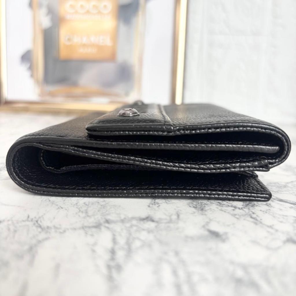 Used CHANEL Wallet, Bi-fold Wallet, Caviar Skin, Flap Wallet