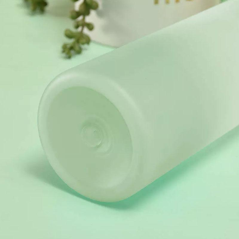 NEW 700ML Sport Spray Mist Water Bottle Cool Down Drinking Kettle Water Cup