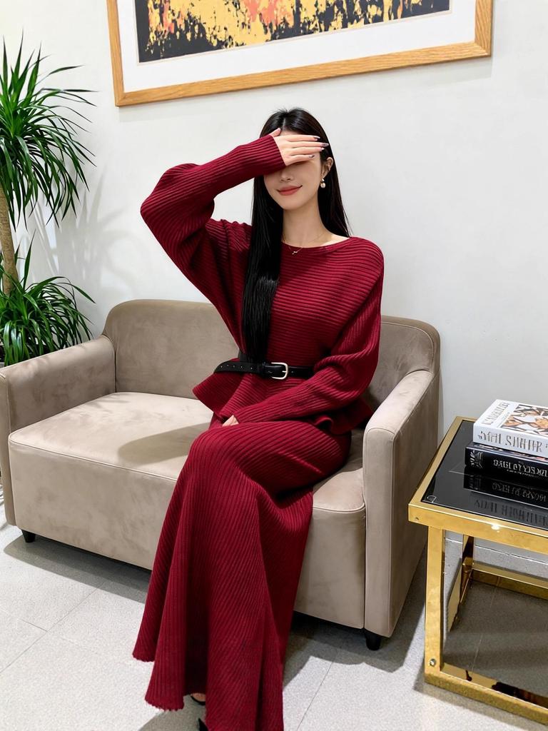 Elegantes rotes Strickset für das neue Jahr: Zweiteiler Pullover & Rock für Herbst/Winter mit figurschmeichelndem Design
