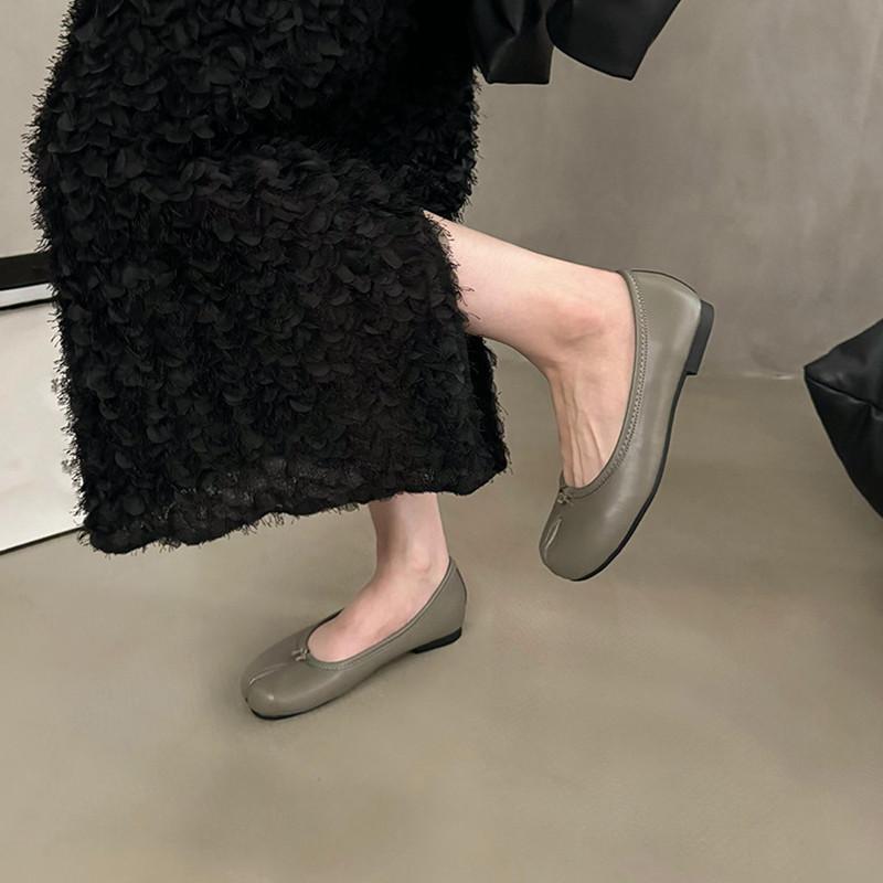 Fashion Bailamos Women Flats Tabi Ninja Round Split Toe Shallow Women Single Shoes Lazy Slip On Slingback Mules Leather Shoes Soft Loafe